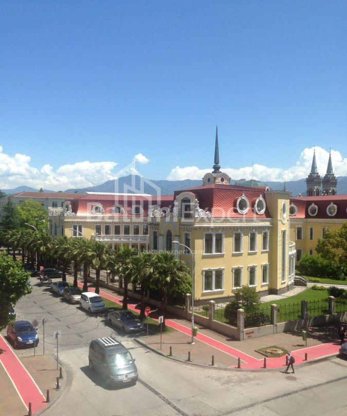 Пәтер 130 м² - Король Парнаваз, Batumi, Грузия