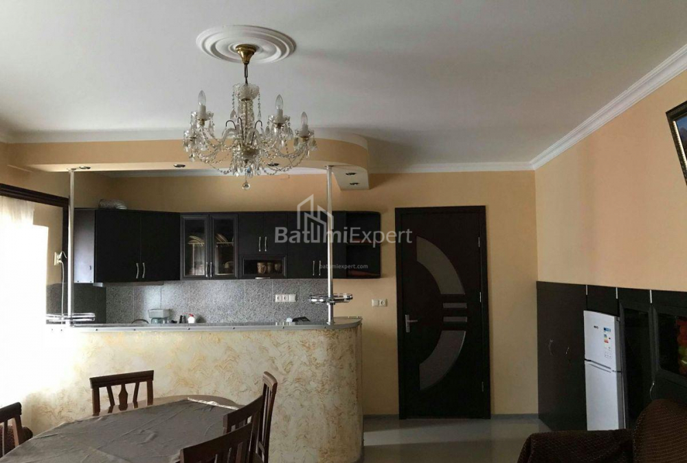 Пәтер 68 м² - Дэвид Агмашенебли, Batumi, Грузия