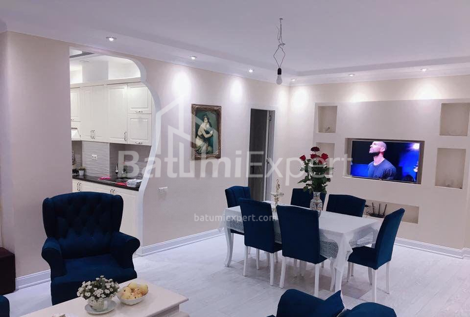 Пәтер 86 м² - Александра Пушкин, Batumi, Грузия