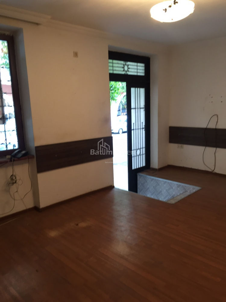 кеңсе 30 м² - Важа-Пшавела, Batumi, Грузия