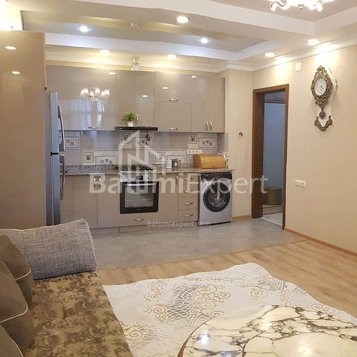 Пәтер 85 м² - Эквтайм Такаишвили, Batumi, Грузия