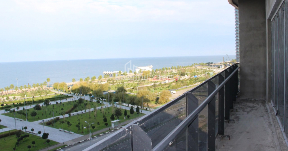 Пәтер 75.57 м² - Лех және Мария Качинский, Batumi, Грузия