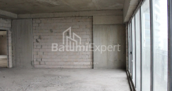 Пәтер 75.86 м² - Лех және Мария Качинский, Batumi, Грузия