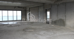 Пәтер 2-комн 173.2 m² - Лех және Мария Качинский, Batumi