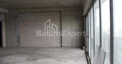 Пәтер 75.89 м² - Лех және Мария Качинский, Batumi, Грузия