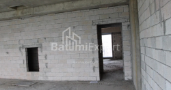 Пәтер 75.89 м² - Лех және Мария Качинский, Batumi, Грузия
