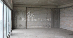 Пәтер 2-комн 76.1 m² - Лех және Мария Качинский, Batumi