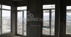 Тұрғызылып жатқан объект 55.8 м² - Лех және Мария Качинский, Batumi, Грузия