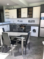 Пәтер 84 м² - Дэвид Агмашенебли, Batumi, Грузия