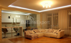 Пәтер 3-комн 160 m² - Илья Чавчавадзе, Batumi