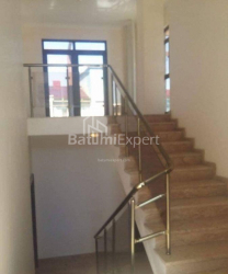 Пәтер 2-комн 45 m² - Зураба Горгиладзе, Batumi