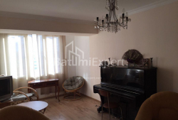 Пәтер 2-комн 68 m² - Зураба Горгиладзе, Batumi