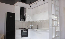 Пәтер 3-комн 80 m² - Юрьевская, Batumi