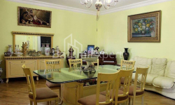Пәтер 4-комн 135 m² - Юрьевская, Batumi