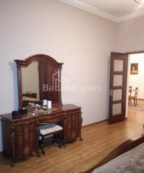 Пәтер 4-комн 116 m² - Александра Пушкин, Batumi