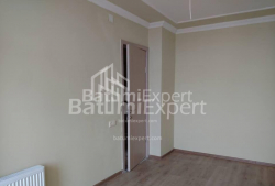 Пәтер 4-комн 75 m² - Петра Меликишвили, Batumi