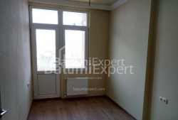 Пәтер 4-комн 75 m² - Петра Меликишвили, Batumi