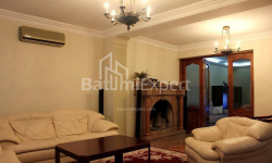 Пәтер 140 м² - Король Парнаваз, Batumi, Грузия