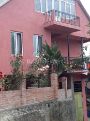 Жеке үй 6-комн 1830 m² - Ағмашенебелі, Chakvi