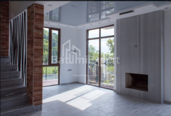 Жеке үй 6-комн 230 m² - Петр Ибери, Gonio