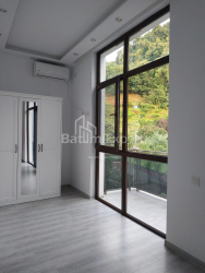Жеке үй 5-комн 180 m² - Петр Ибери, Gonio