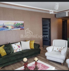 Пәтер 3-комн 88 m² - Руставели, Batumi