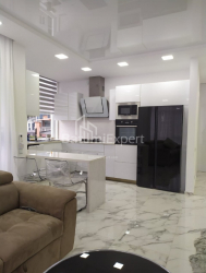 Пәтер 3-комн 75 m² - Нико Пиросмани, Batumi