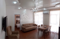 Пәтер 3-комн 55 m² - Лех және Мария Качинский, Batumi