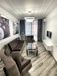 Пәтер 2-комн 48 m² - Батырлар аллеясы, Batumi