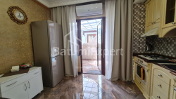 Пәтер 3-комн 90 m² - Константин Гамсахурдиа, Batumi