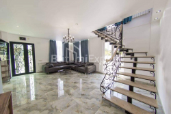 Жеке үй 4-комн 170 m² - әуежай тас жолы, Batumi