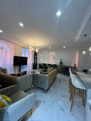 Пәтер 3-комн 105 m² - Ангиса, Batumi