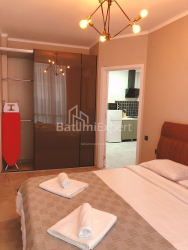 Пәтер 2-комн 48 m² - Батырлар аллеясы, Batumi