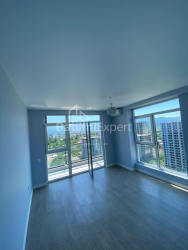 Пәтер 4-комн 121 m² - Лех және Мария Качинский, Batumi
