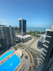 Пәтер 74.8 м² - Лех және Мария Качинский, Batumi, Грузия