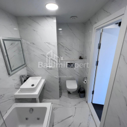 Пәтер 2-комн 57 m² - Лех және Мария Качинский, Batumi