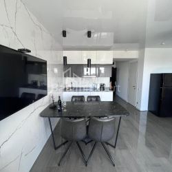 Пәтер 2-комн 57 m² - Лех және Мария Качинский, Batumi