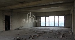 Пәтер 172.68 м² - Лех және Мария Качинский, Batumi, Грузия