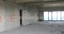 Пәтер 2-комн 172.7 m² - Лех және Мария Качинский, Batumi
